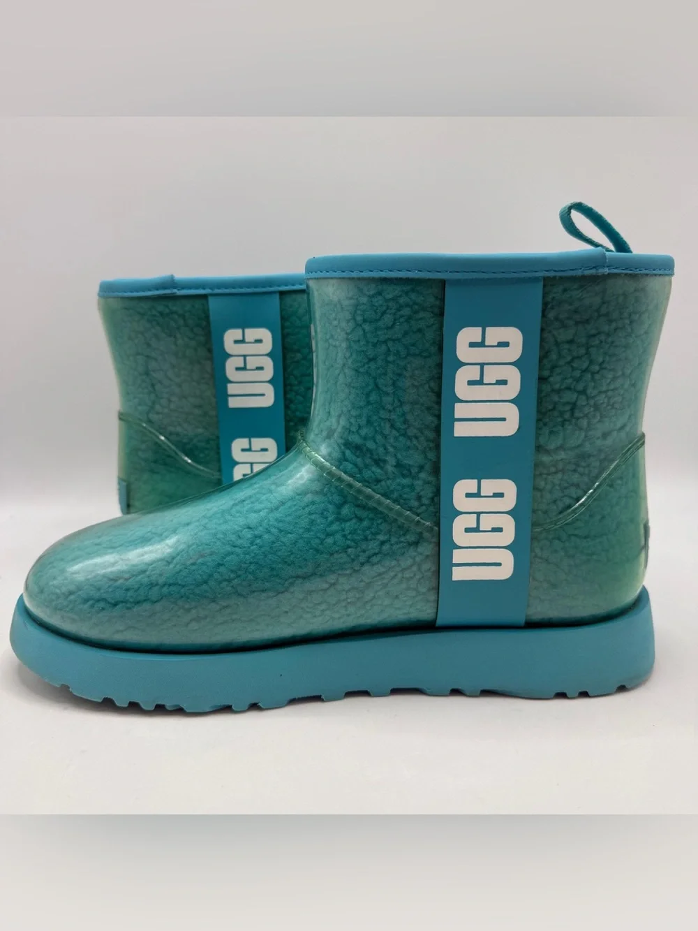 UGG Classic Clear Mini Women’s Size 8 Turquoise Waterproof Rain Boots